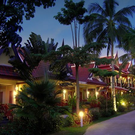 Palm Village Rawai Exterior foto