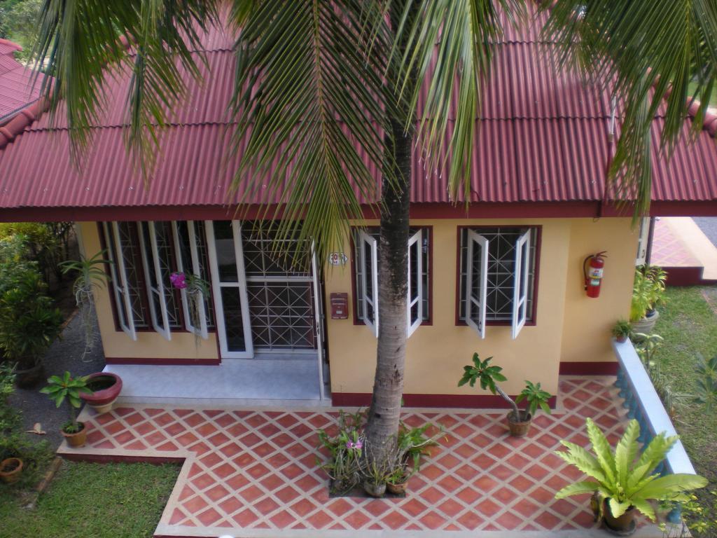 Palm Village Rawai Exterior foto
